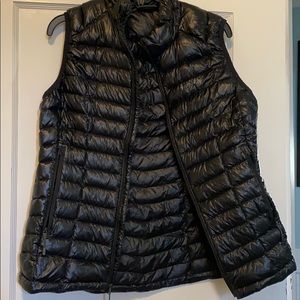 Black puffy vest
